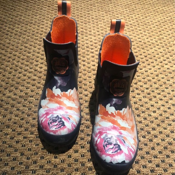 Joules Floral Short Rainboots - Picture 1 of 4
